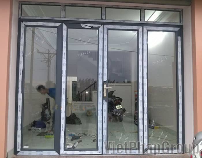 Cửa nhôm kính đẹp 4 cánh