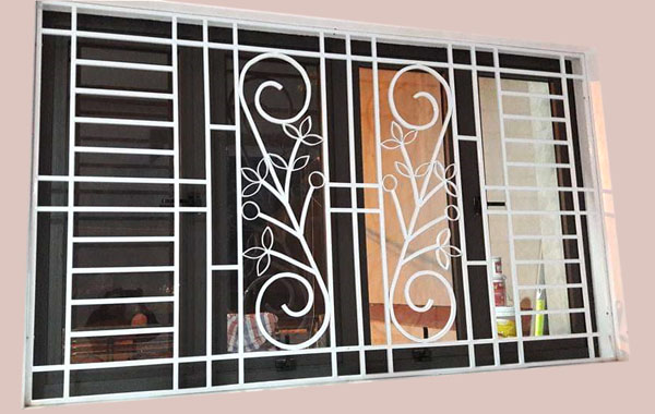 Mẫu hoa sắt cửa sổ đơn giản sang trọng