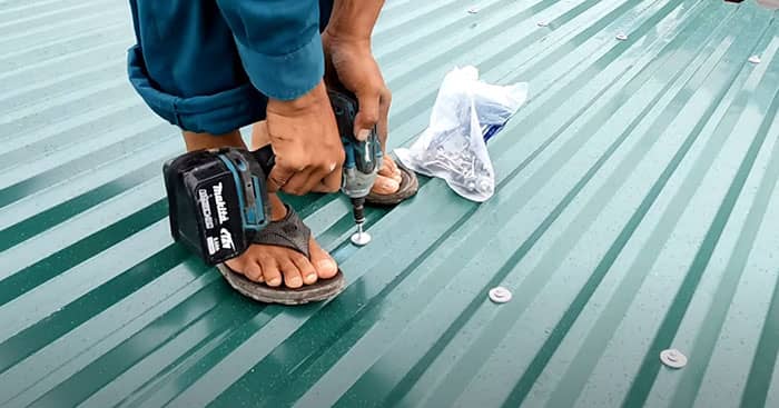 Cách lợp tôn mái đảm bảo kỹ thuật thi công