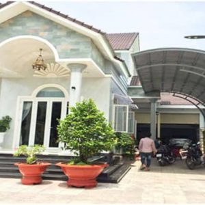 Mái hiên lợp tôn vòm đẹp