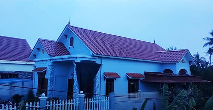 Nhà cấp 4 lợp mái tôn mang lại vẻ đẹp duyên dáng