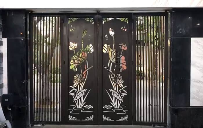 Lắp đặt cửa cổng CNC hoa sen sơn tĩnh điện