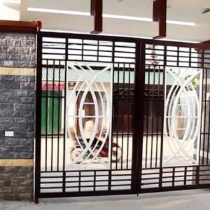 Cửa sắt 2 cánh đan nghệ thuật đẹp được khách hàng chọn nhiều