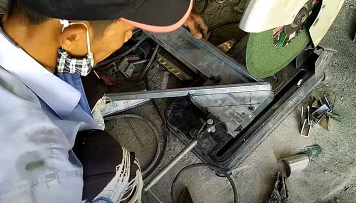 Kỹ thuật làm dưỡng cắt cửa sắt 45 độ chuẩn chỉnh