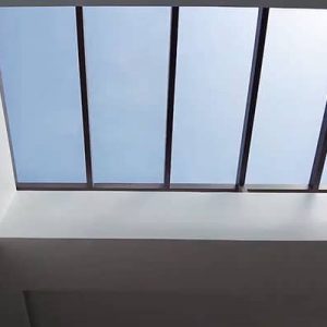 Thi công mẫu mái kính giếng trời cho biệt thự nhà cao cấp