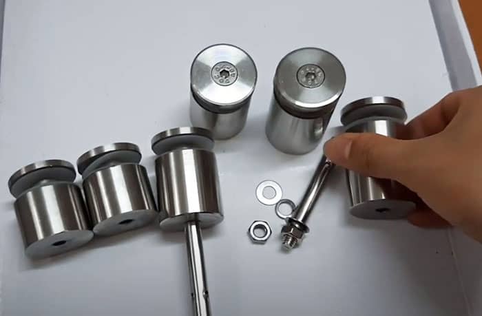 Phụ kiện pass inox bắt lan can