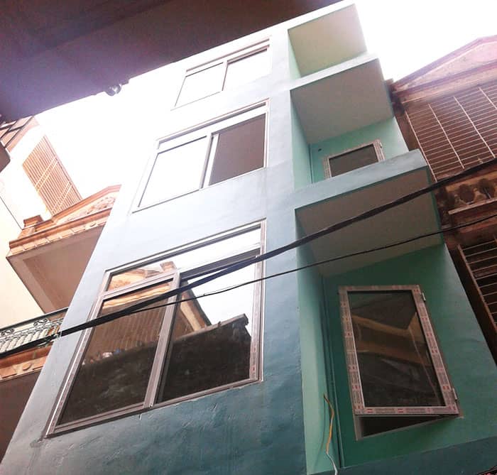 Công trình sử dụng nhôm cửa việt pháp hệ 4400 màu trắng sứ sang trọng