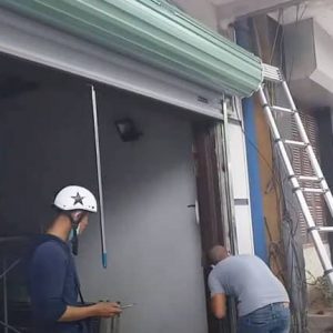 Giá cửa cuốn kéo tay thi công hoàn thiện tại hà nội