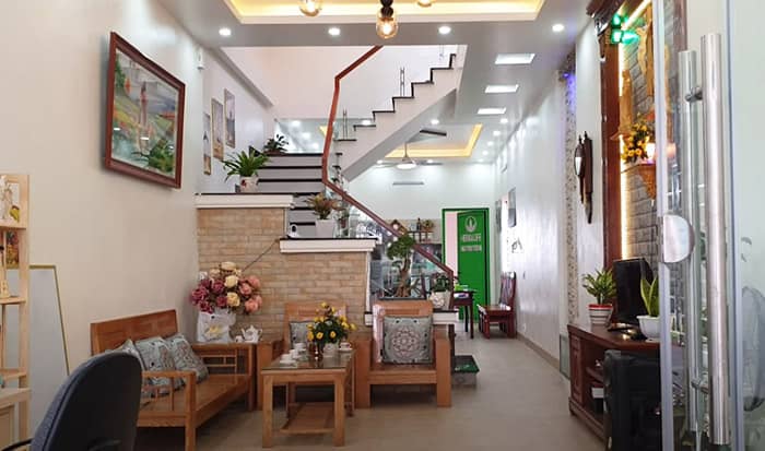 Mẫu phòng khách đẹp đơn giản được bố trí tinh tế