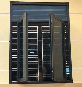 Mẫu khung bảo về cửa nhôm xingfa bằng chất liệu inox sáng bóng