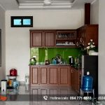 Mẫu tủ bếp chữ L nhôm kính đẹp