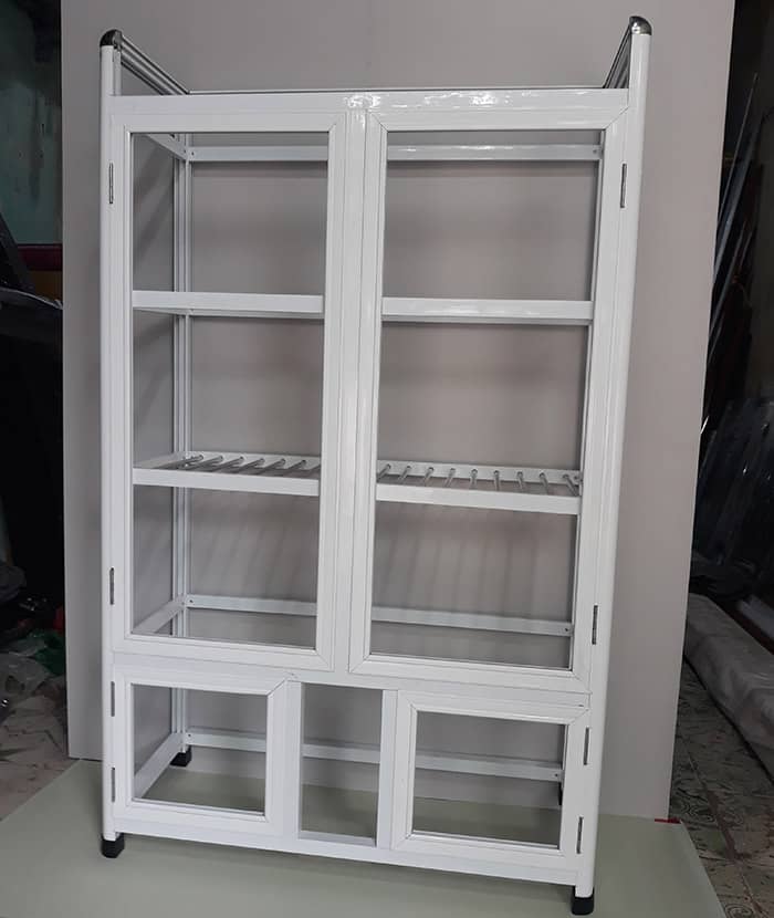 Mẫu tủ để cốc chén 4 tầng cho văn phòng