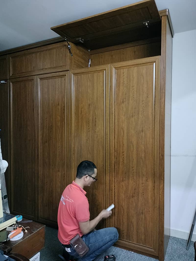 Mẫu tủ quần áo kịch trần để được nhiều tiện lợi