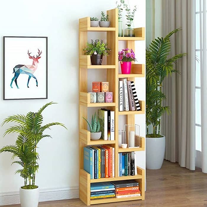 Tranh ảnh cũng được dùng để trang trí kệ tại vietphapgroup