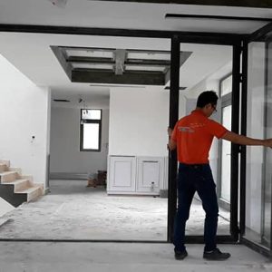 Mẫu cửa mở cánh gấp gọn bên 1 bên 1 nhôm zhongkai đẹp