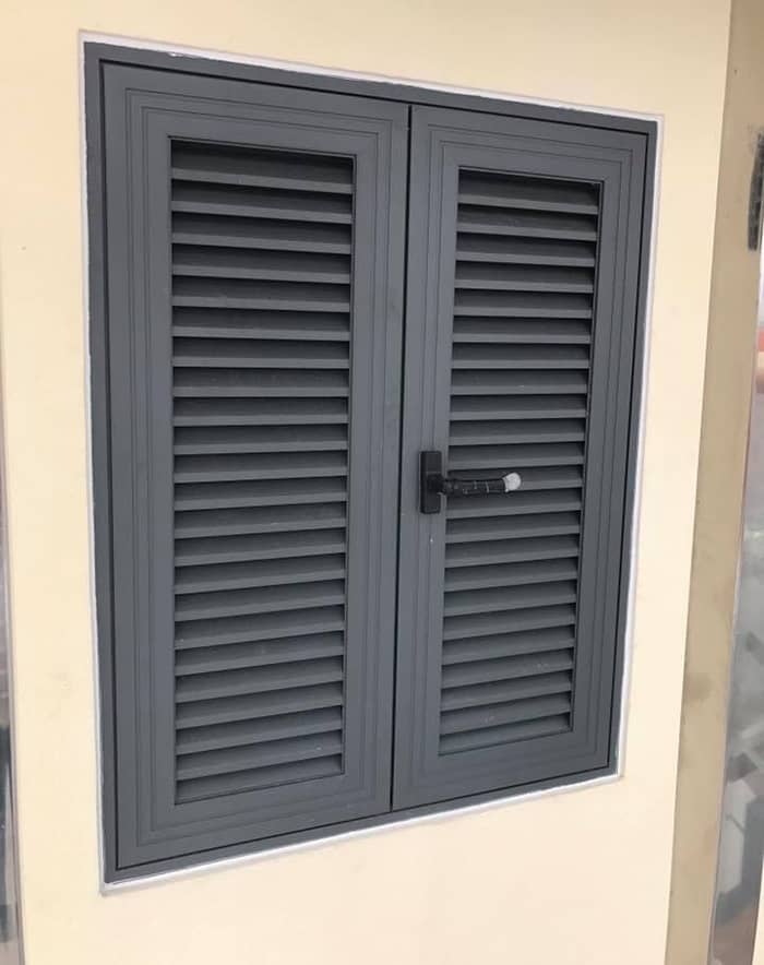 Gia công cửa sổ 2 cánh lá sách nhôm xingfa