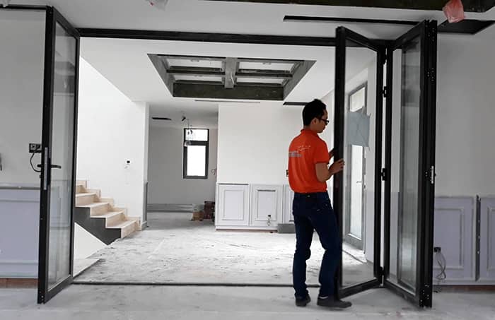 Các loại nhôm xếp trượt gấp nhiều cánh hệ xingfa cao cấp