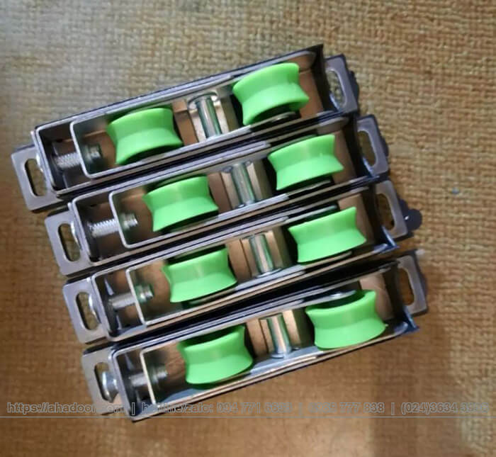 Bánh xe đôi cửa lùa nhôm chất liệu inox 304 không gỉ
