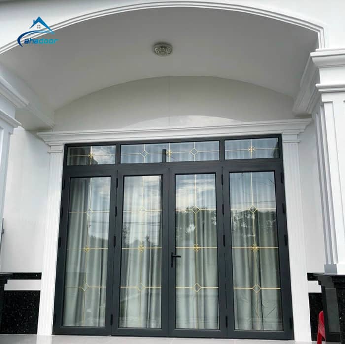 Cửa nhôm kính hoa đồng phong cách đẹp hiện đại