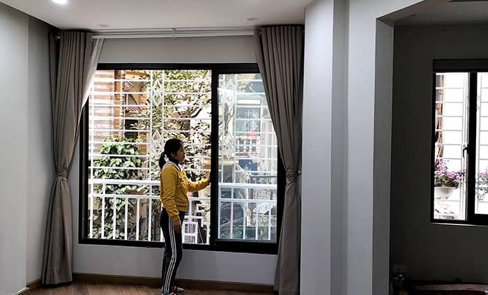 Lựa chọn cửa lùa nhôm xingfa hệ 93 hay cửa 3 ray tiện lợi tại Ahadoor