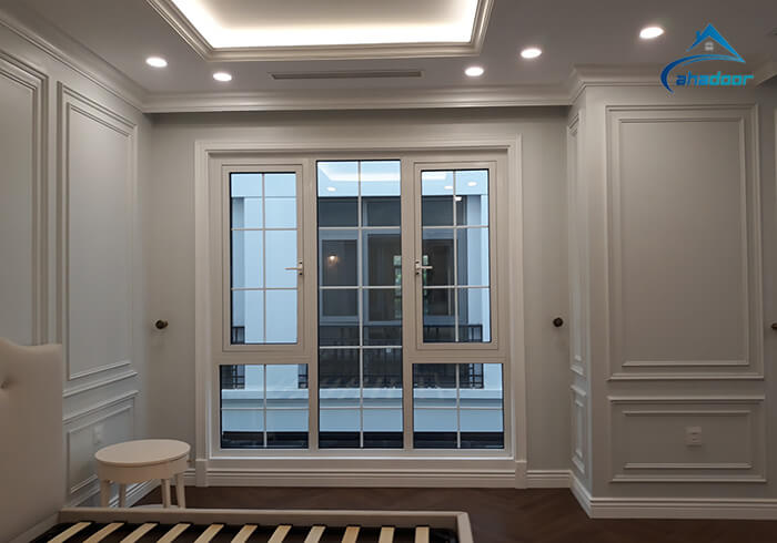 Cửa sổ nhôm kính xingfa 2 cánh có fix ngăn giữa độc đáo